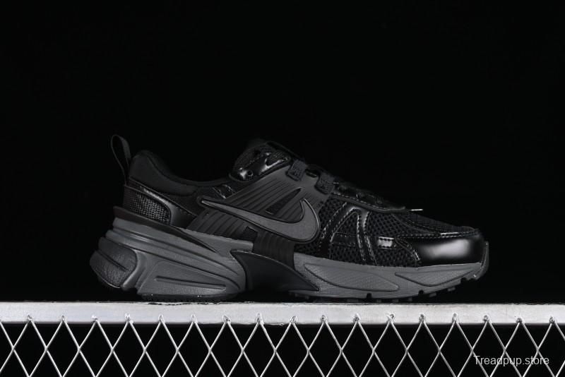 Nike V2K Runtekk 3XL Retro Low-Top Running Shoes with Shock Absorption and Anti-Slip Design - FD0736-001