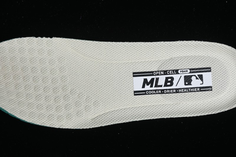 New York Yankees MLB Chunky Runner Basic Lightweight Casual Sneakers - 3ARNCRD4N50GRS