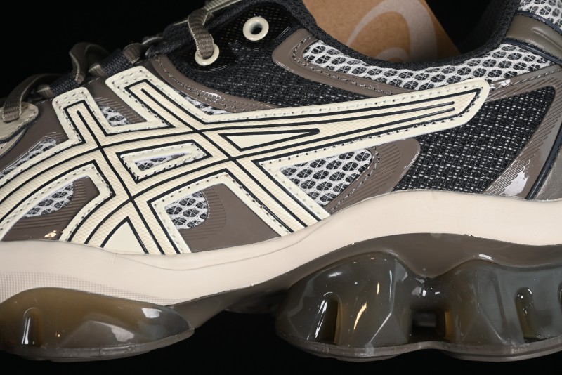 Asics Gel-Quantum Kinetic Retro Casual Sneakers with Thick Sole and GEL Scutoid Technology - 1203A270-201