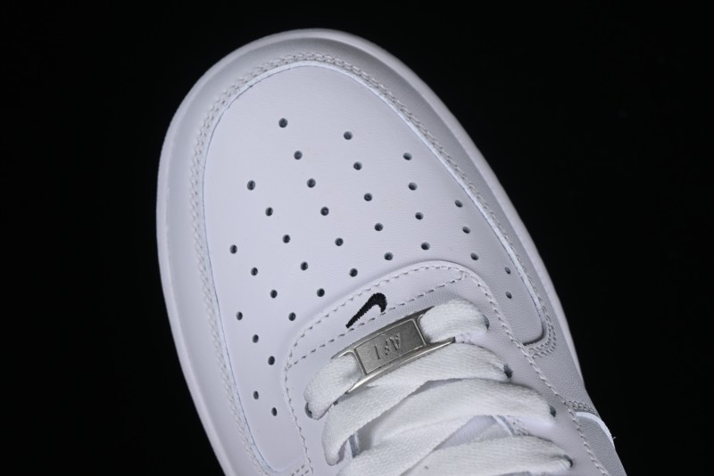 Nike Air Force 1 '07 Low Casual Sneakers in Black and White - FQ4296-101