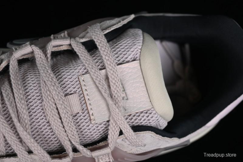 Nike Runtekk Run V2K Low-Top Retro Running Shoes with Cushlon Midsole and Anti-Slip Design - FN6703-001