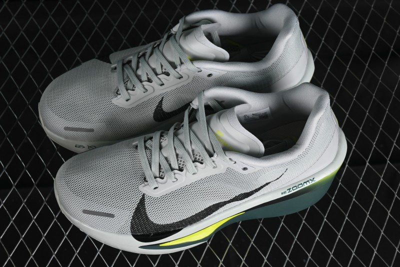 Nike Zoom Fly 6 Running Shoes with Flyknit and React Technology - FN8455-100