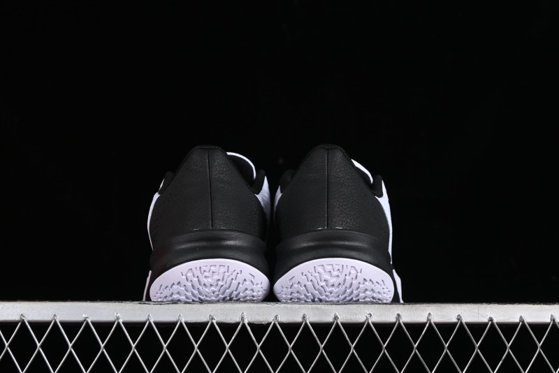 Nike Precision VII Low-Top Basketball Shoes with Cushioned Collar and Herringbone Traction for Quick Movements - FN4322-003