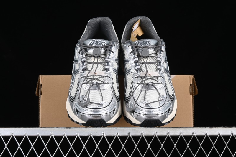Asics Gel-Kahana Tr V4 Running Shoes with FF BLAST PLUS Cushioning Technology - 1203A497-200