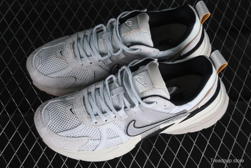 Nike Runtekk Run Retro Low-Top Running Shoes with Cushlon Midsole and Anti-Slip Design - FN6703-002