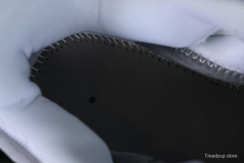 Nike HyperSet Lightweight Low-Top Training Basketball Shoes with React Foam and Flywire - DJ4473-100