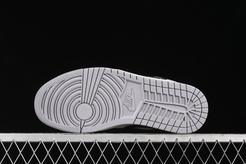 Nike Air Jordan 1 Low Retro Basketball Shoes - SJ9950-015
