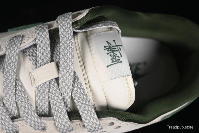 Nike SB Dunk Low Supreme x Stussy Triple Collaboration - Off White Green Swoosh Anniversary Custom Low-Top Casual Sneakers - SJ2068-303