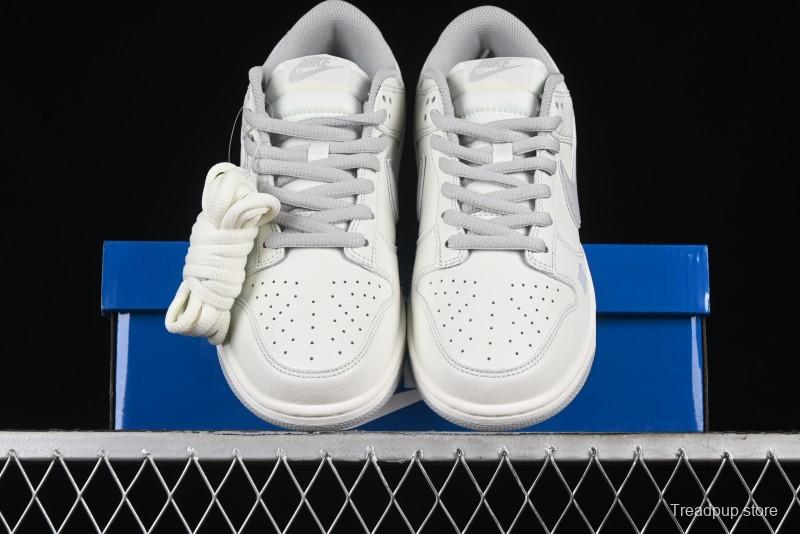 Nike SB Dunk Low x Undefeated Collaboration Casual Skate Shoes - UN1697-622