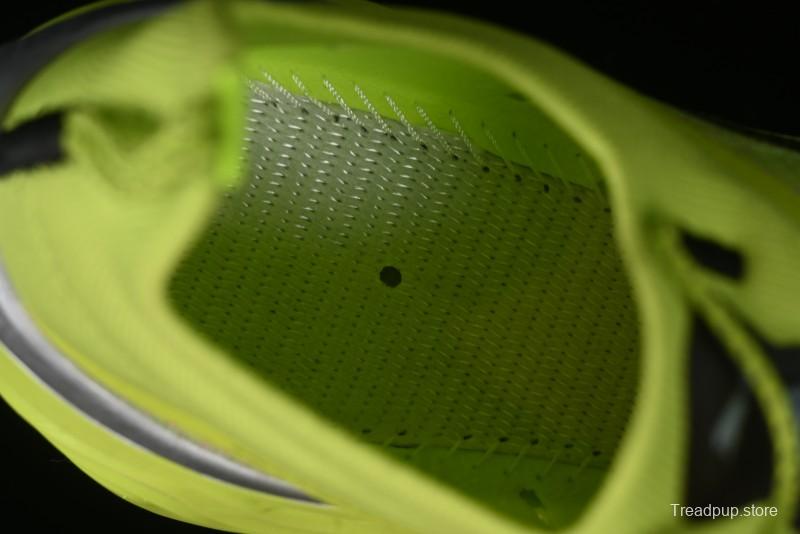 Puma Deviate Nitro 3.0 Cushioned Comfortable Soft Sole Running Shoes - 379554-01