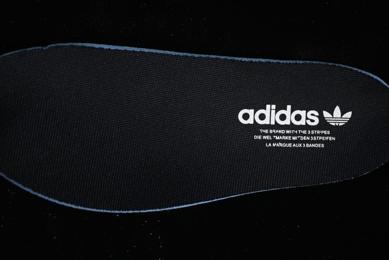 Adidas Puffylette GY1596 Winter Slip-On Sneakers with Warm Lining - AJC3
