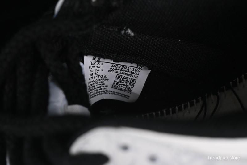 Nike Dunk Low Panda Prank Qixi Special Edition Low-Top Casual Sneakers - DD1391-100