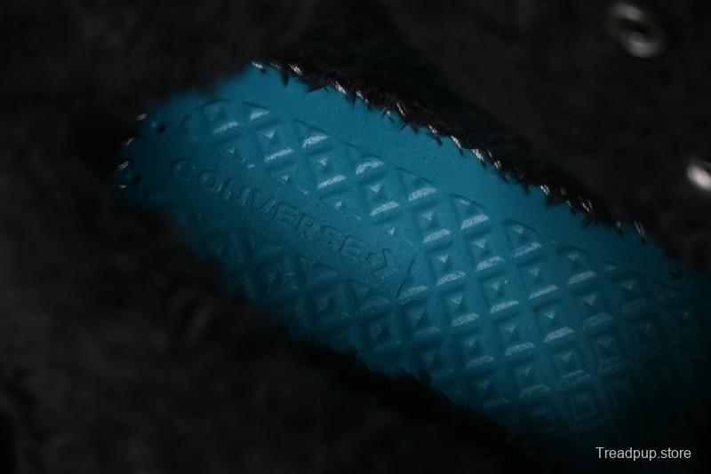 Converse Chuck 1970s Winter Waterproof Leather High-Top Sneakers with Gold Eyelets and Fleece Lining - A12444C