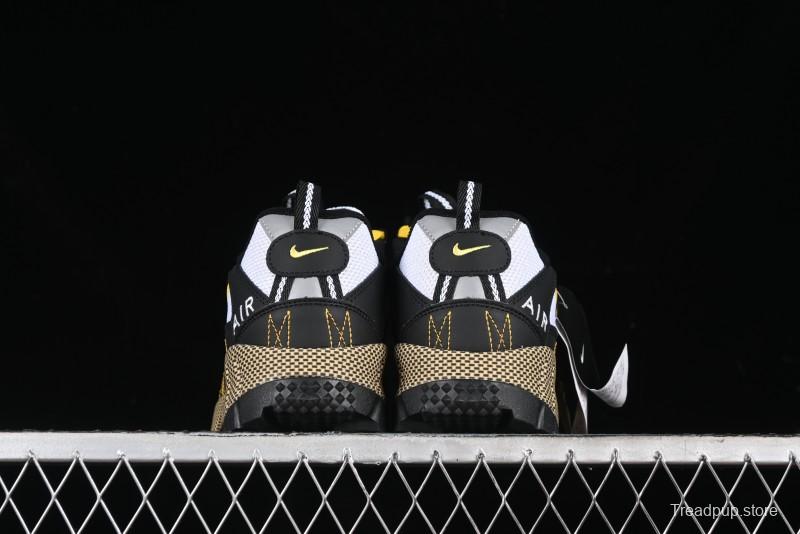 Nike Air Humara Retro Trail Running Shoes with 1990s Outdoor Style - AJ1102-001