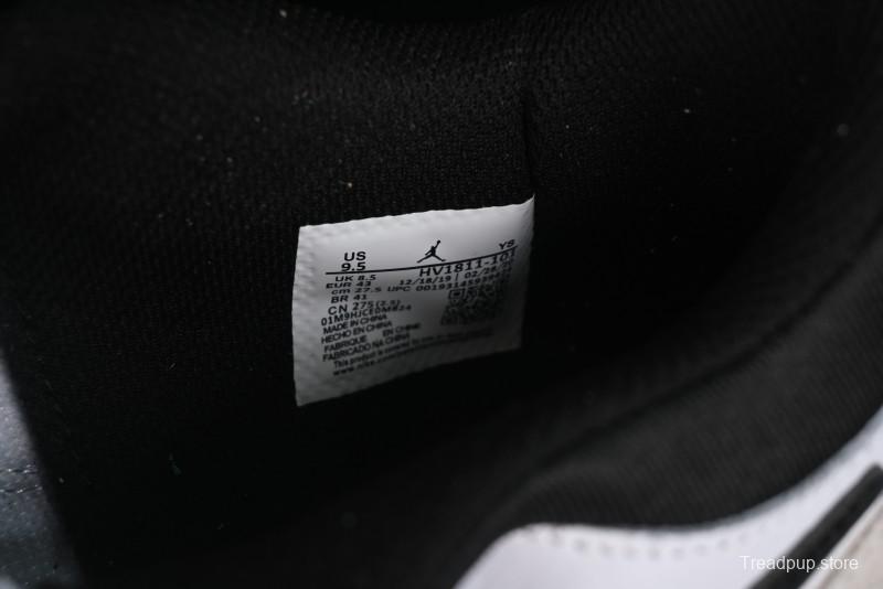 Nike Air Jordan Legacy 312 Low Sneakers with Velcro Strap and Triple Design - HV1811-101