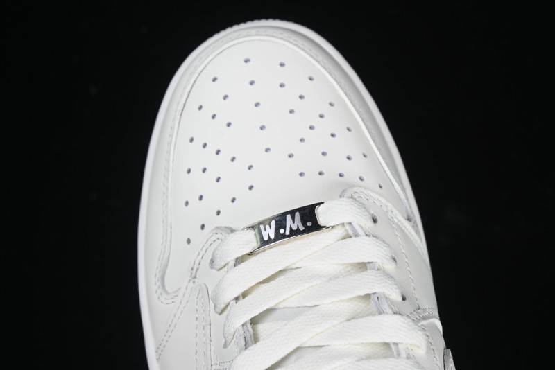 Nike Travis Scott x Air Jordan Low OG SP AJ1 Retro Sneakers in Pure White - TD1228-111