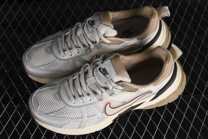 Nike Runtekk 3XL Cushioned Low-Top Retro Running Shoes with Anti-Slip Design - FD0736-103