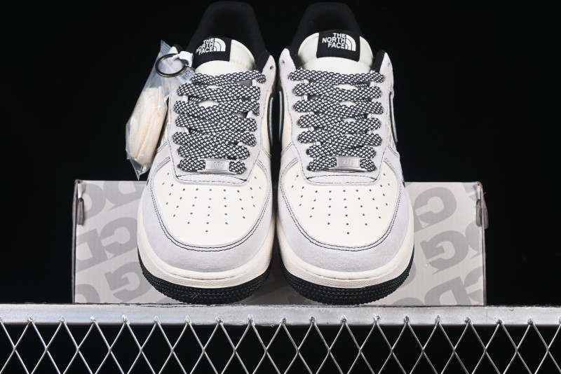 Nike Air Force 1'07 Low The North Face Collaboration - Grey Black Reflective Swoosh Casual Sneakers - DM6688-007