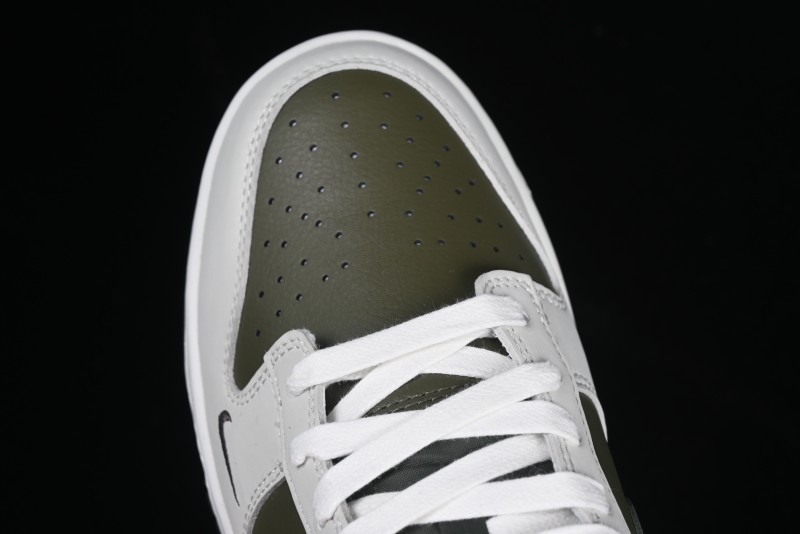 Nike SB Dunk Low Year Of Snake Limited Edition Low-Top Skateboarding Shoes - HV5980-231