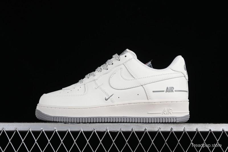 Nike Air Force 1 '07 Low Casual Sneakers with 3M Reflective Details and Full-Length Air Cushion - CJ1379-603