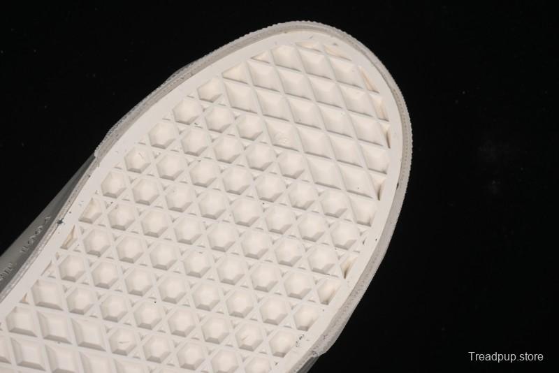 Vans Style 36 Low Top Casual Skate Shoes - VN0A5JMFBGE