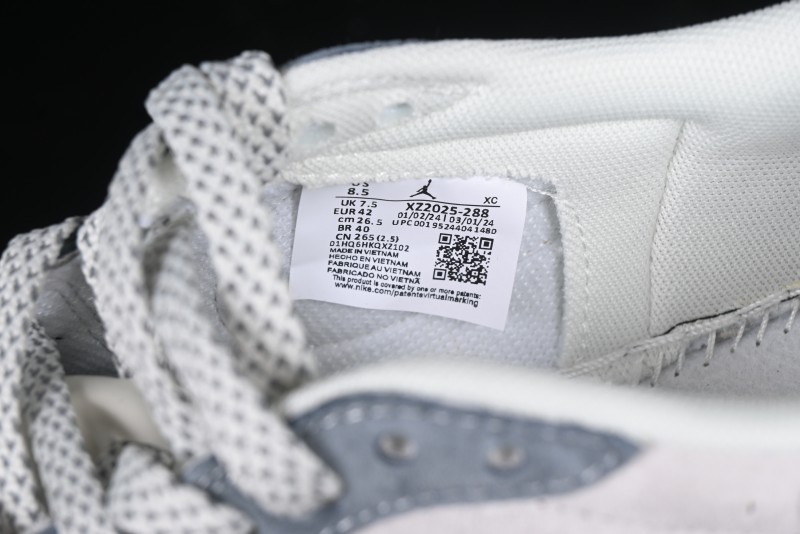 Nike Travis Scott x Fragment Design x Air Jordan 1 Low OG SP AJ1 Snake Year Limited Gold Snake Low-top Casual Sneakers - XZ2025-288