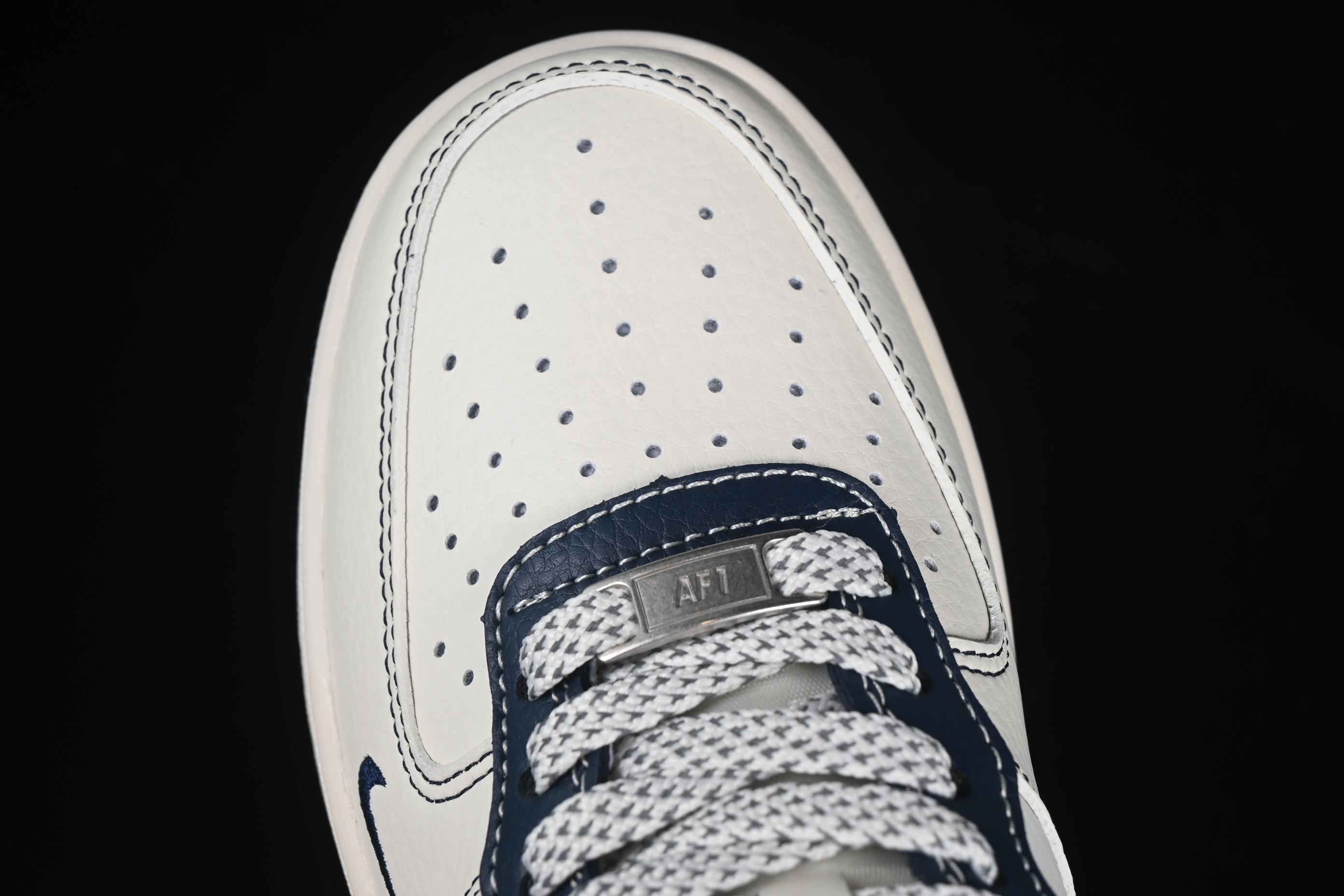 Nike Air Force 1 '07 Low Supreme Collaboration Dark Blue Swoosh Casual Sneakers - XS1958-524