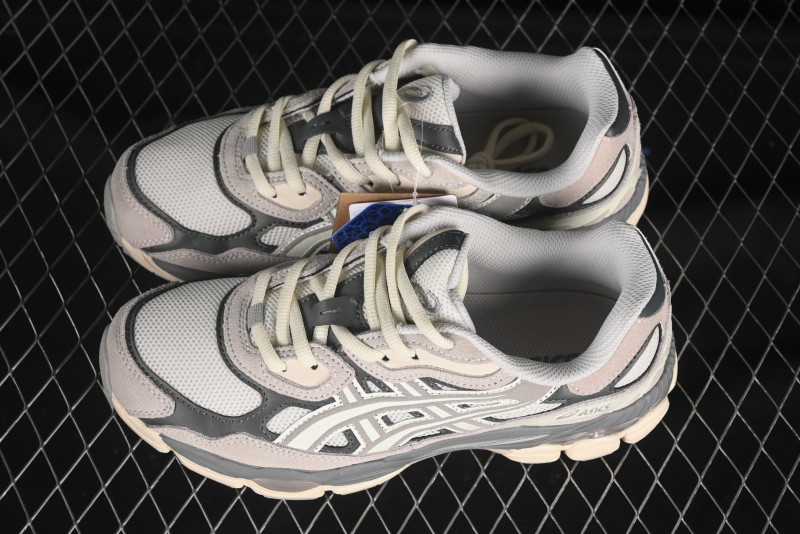 Asics Gel-NYC Retro Breathable Casual Shoes with Cushioning for Men - 1201A789-103
