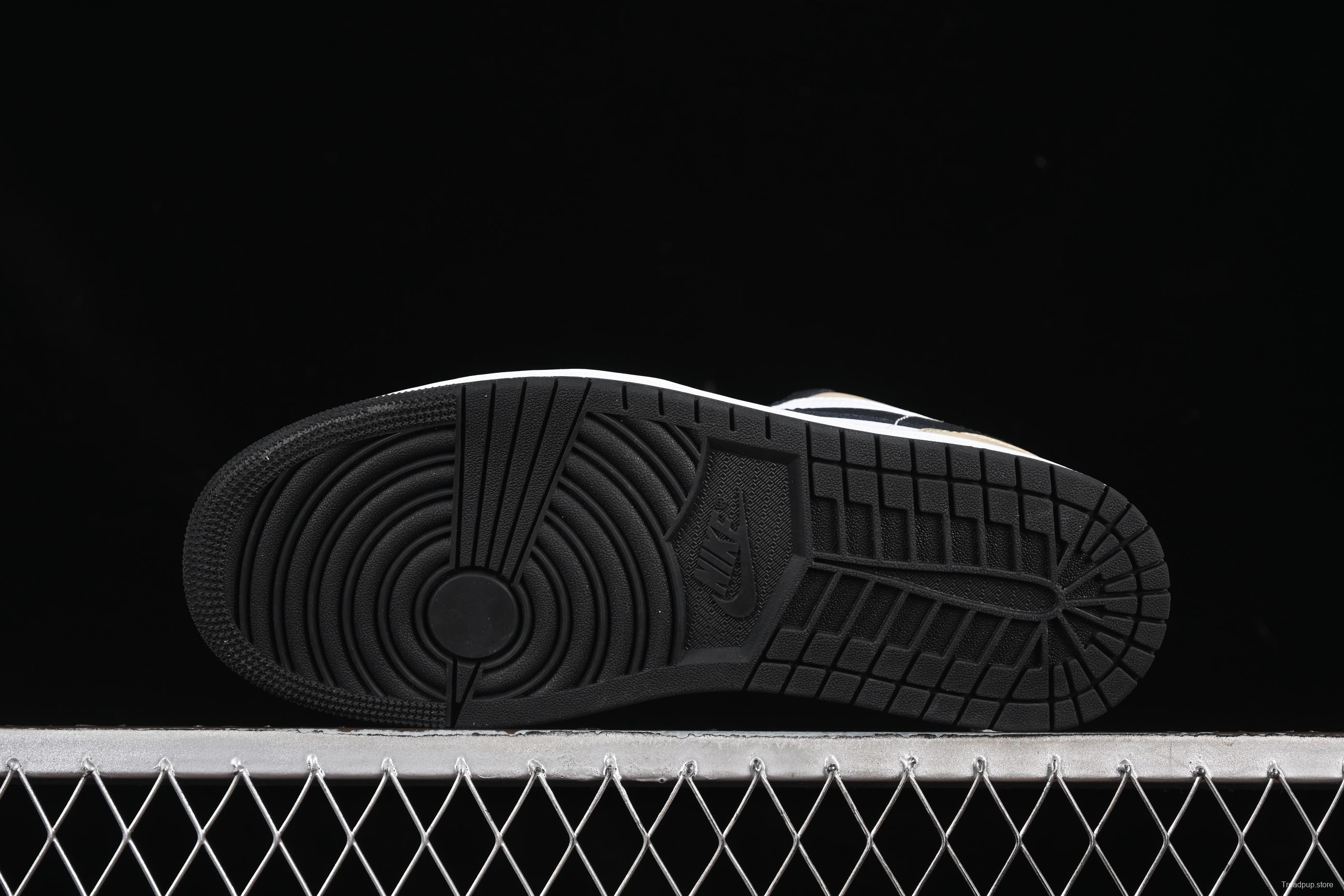 Nike Air Jordan 1 Low Retro Casual Sneakers in Cream White - 553558-153