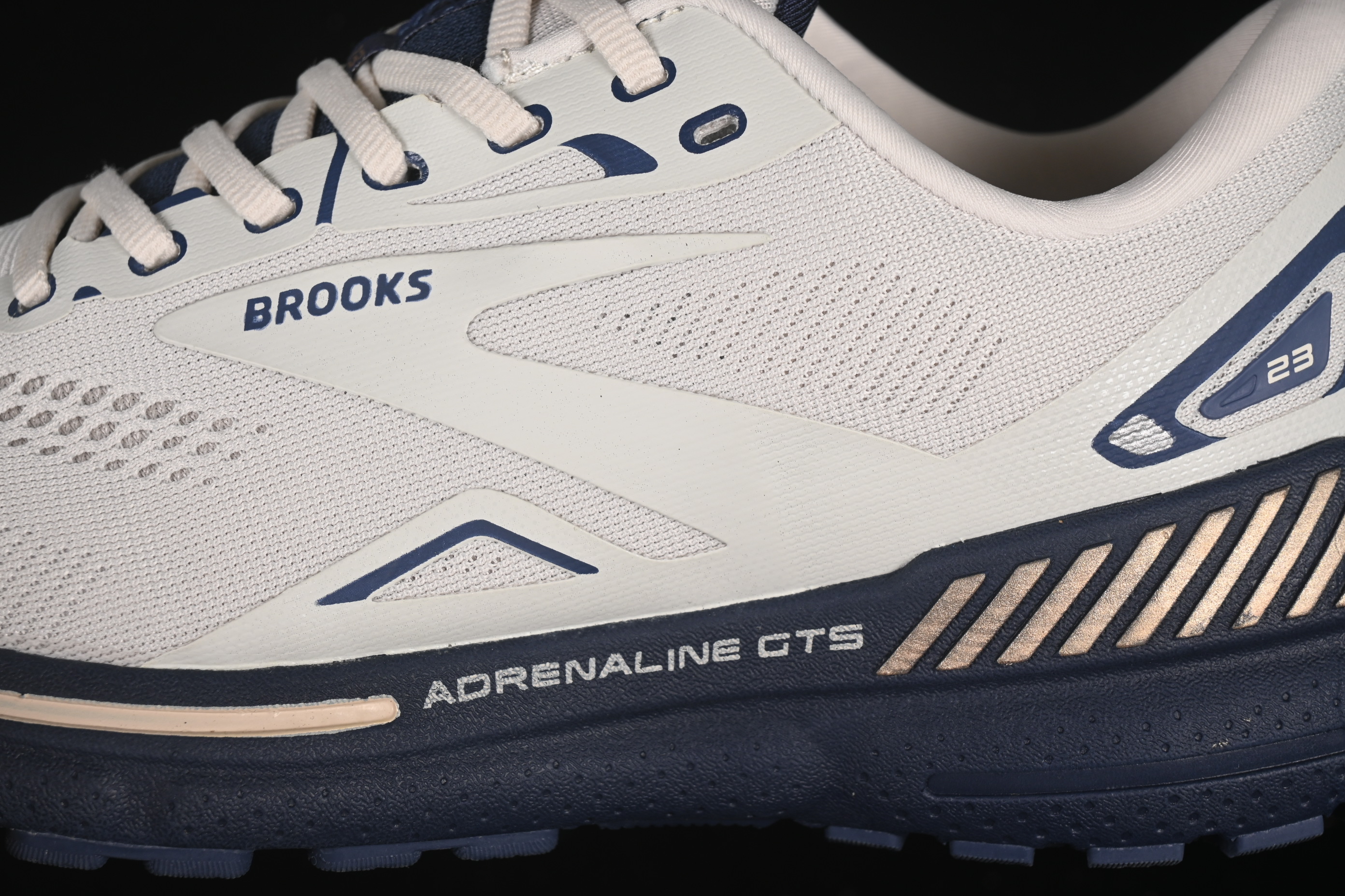 Brooks Adrenaline GTS 23 Mesh Running Shoes - 1103911D206