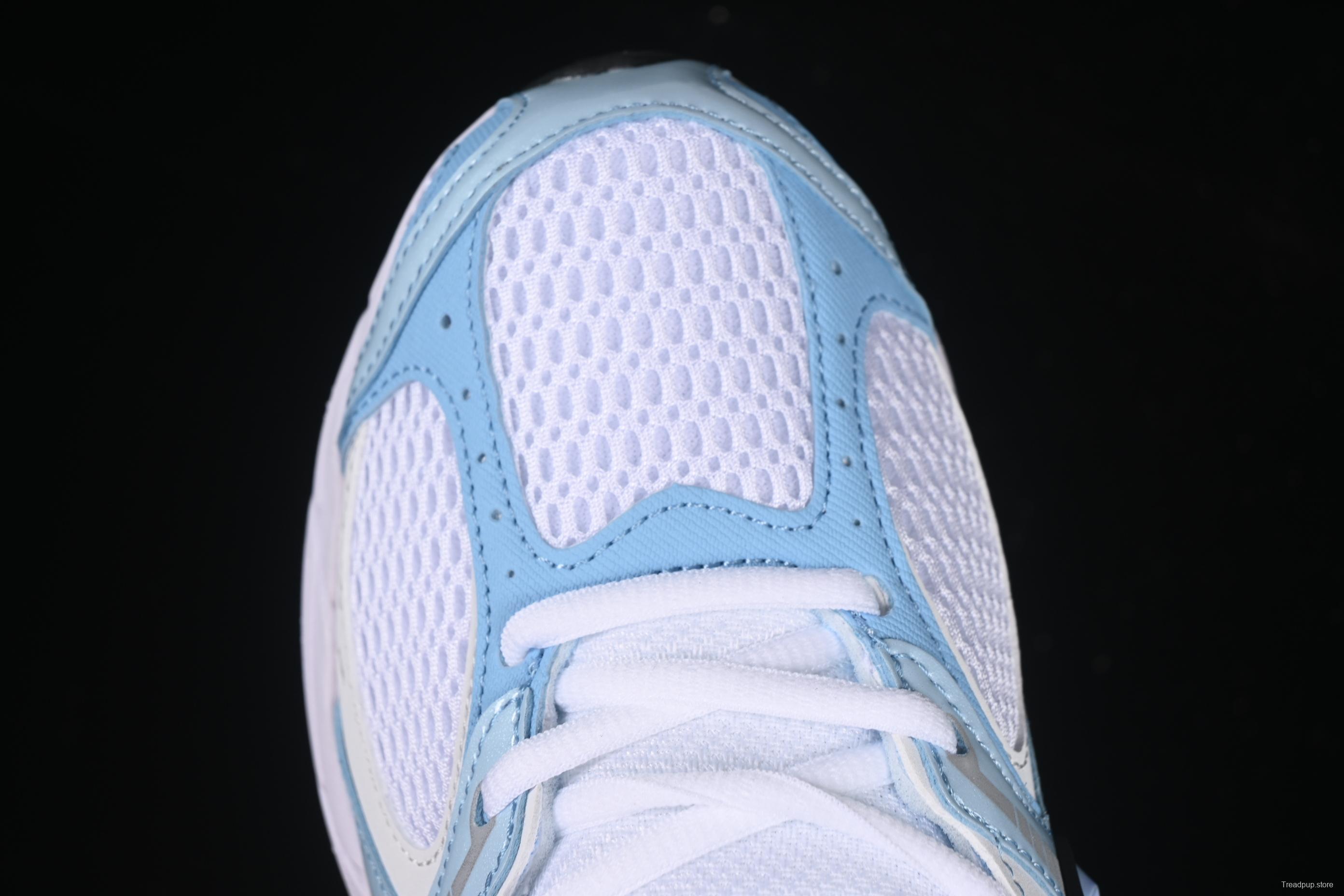 Nike V5 RNR Millennium Classic Retro Running Shoes with Foam Midsole - IF2330-001