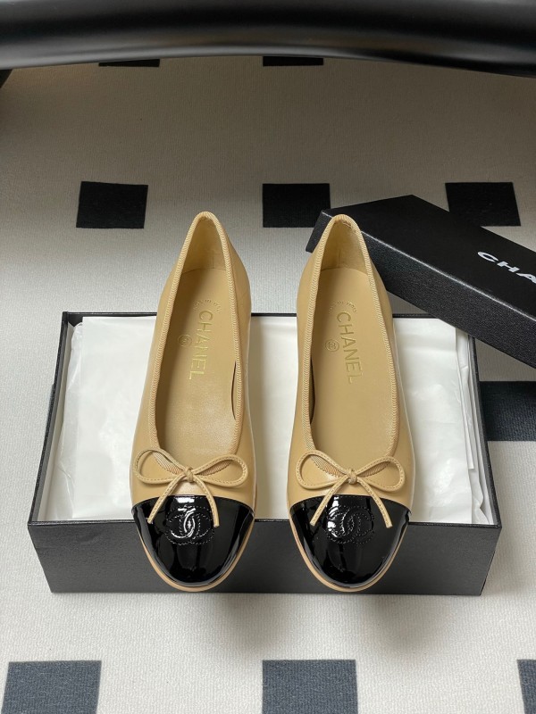 2025 Women Chanel Beige Black Leather Ballet Flat Bow