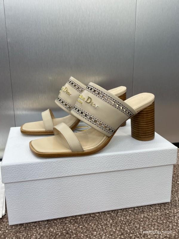 2025 Women Dior Beige Leather Slippers KFY00310