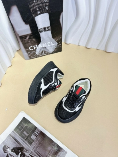 2024 Kids CHANEL Black White Leather Sneakers