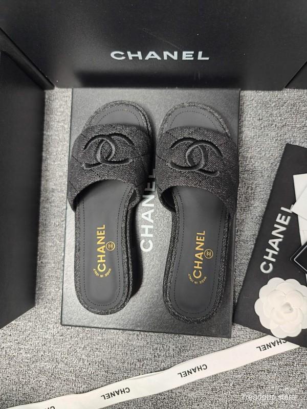2025 Slippers Chanel Black Fabric Slippers