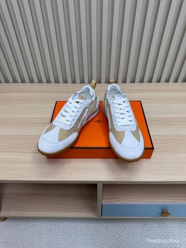 2025 Unisex Hermès White Beige Suede Down Fabric Sneakers Top Version KFY00300