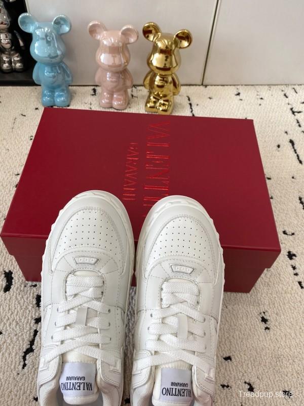 2025 Women Valentino White Leather Platform Sneakers LY00340