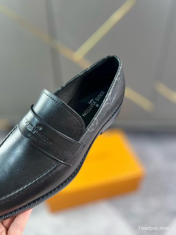 2024 Men Louis Vuitton Black Leather Formal Shoes MJ00290