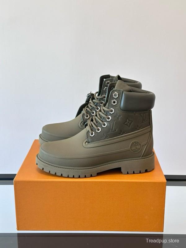 2024 Men Louis Vuitton Brown Rubber Leather Combat Boots MJ00390