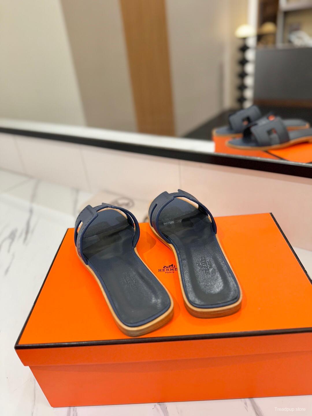 2025 Women Hermès Navy Leather Slippers