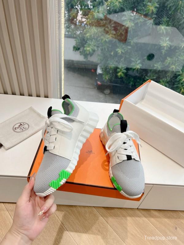2024 Unisex Hermès White Green Calfskin Suede Sneakers MJ00290