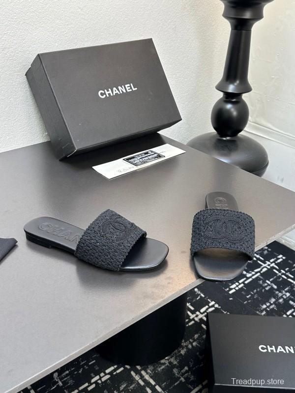 2025 Slippers CHANEL Black Fabric Slippers