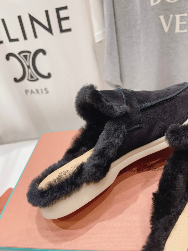 2024 Slippers LP Black Suede Shearling Loafers MJ00300
