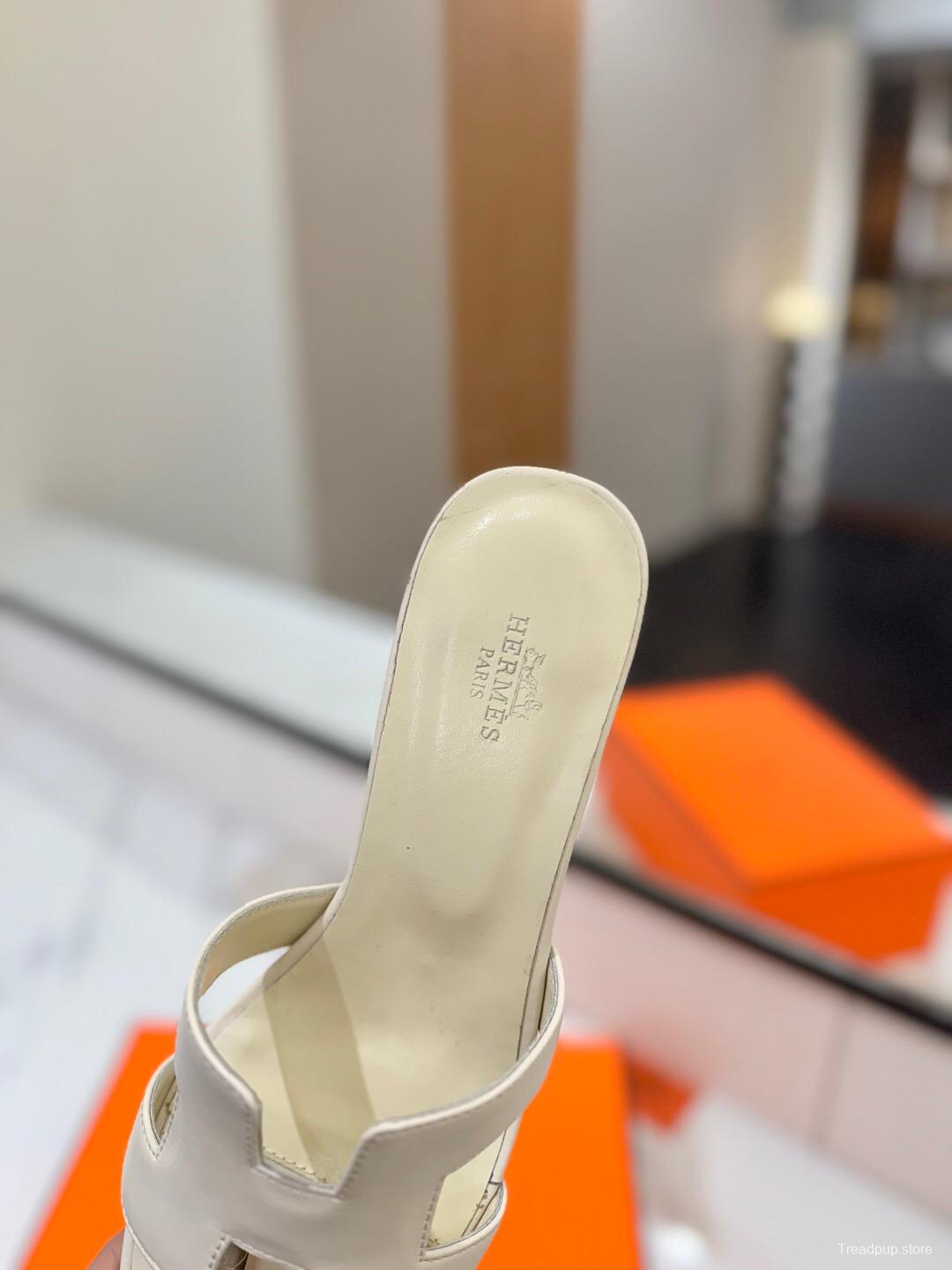 2025 Women Hermès Ivory Leather Sandals