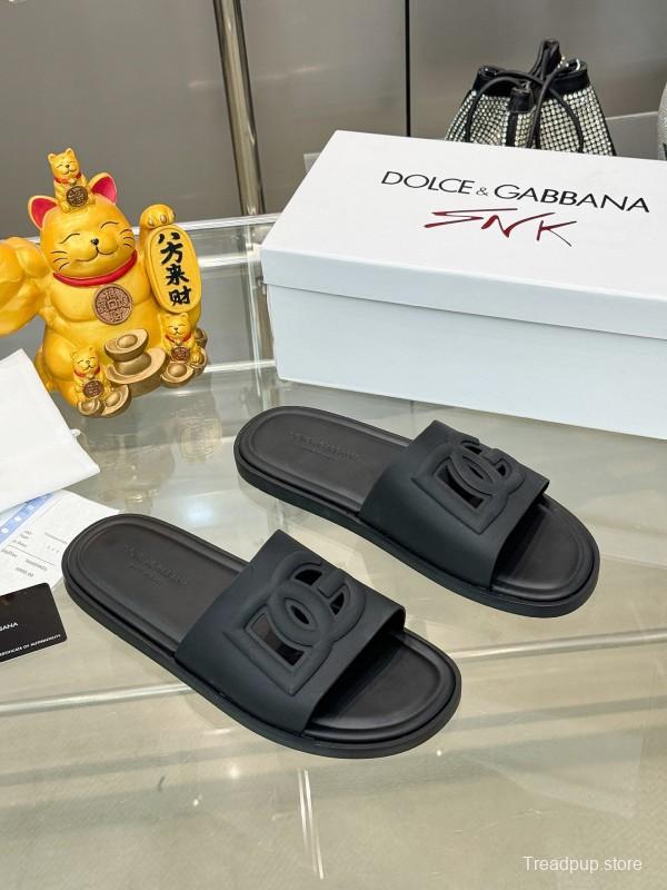 2025 Men Dolce & Gabbana Black Leather Slippers KFY00150