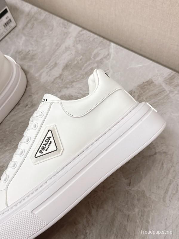 2025 Unisex Prada White Calf Leather Sneakers Retro Thick Sole KFY00290