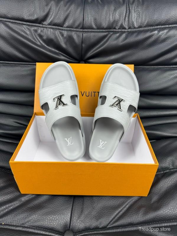 2025 Men Louis Vuitton White Leather Slippers AS00170