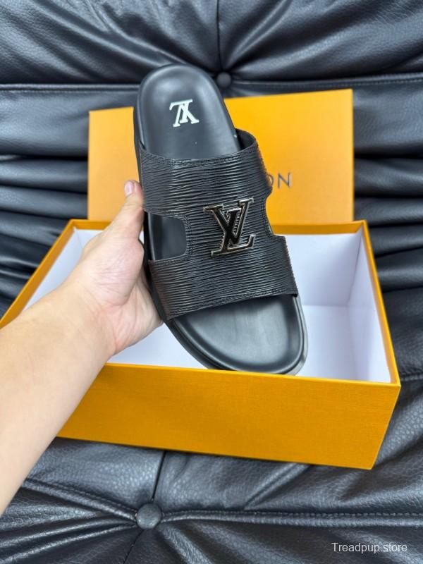 2025 Men Louis Vuitton Black Leather Slippers AS00170