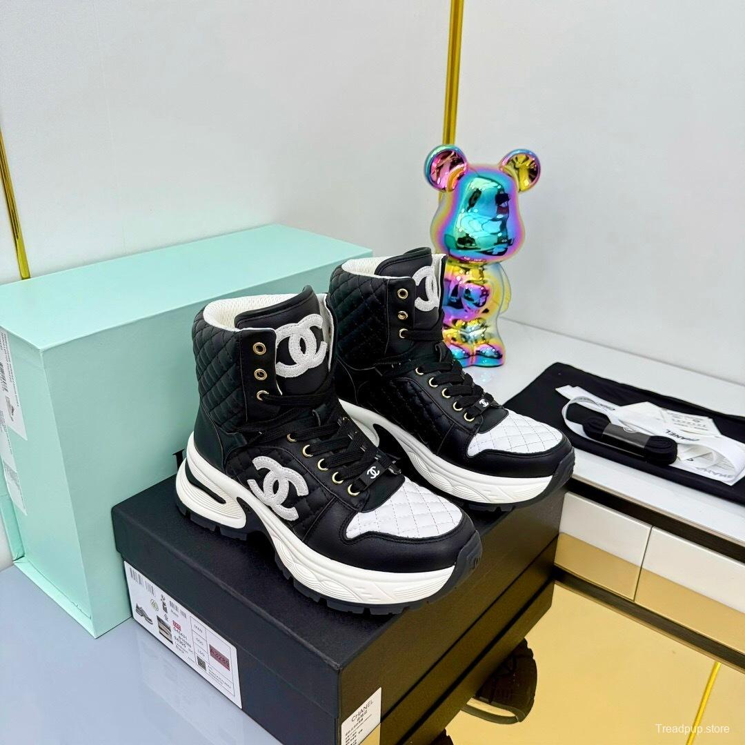 Chanel 2025 SS Short Boots Essential Heavy Duty Autumn Winter Collection - LY00400