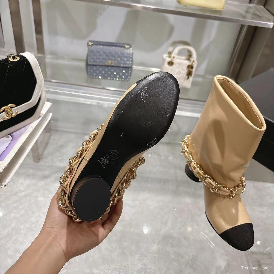 Chanel 2025/SS Runway Turn-Cuff Large Chain Strap Block Heel Boots - LY00410